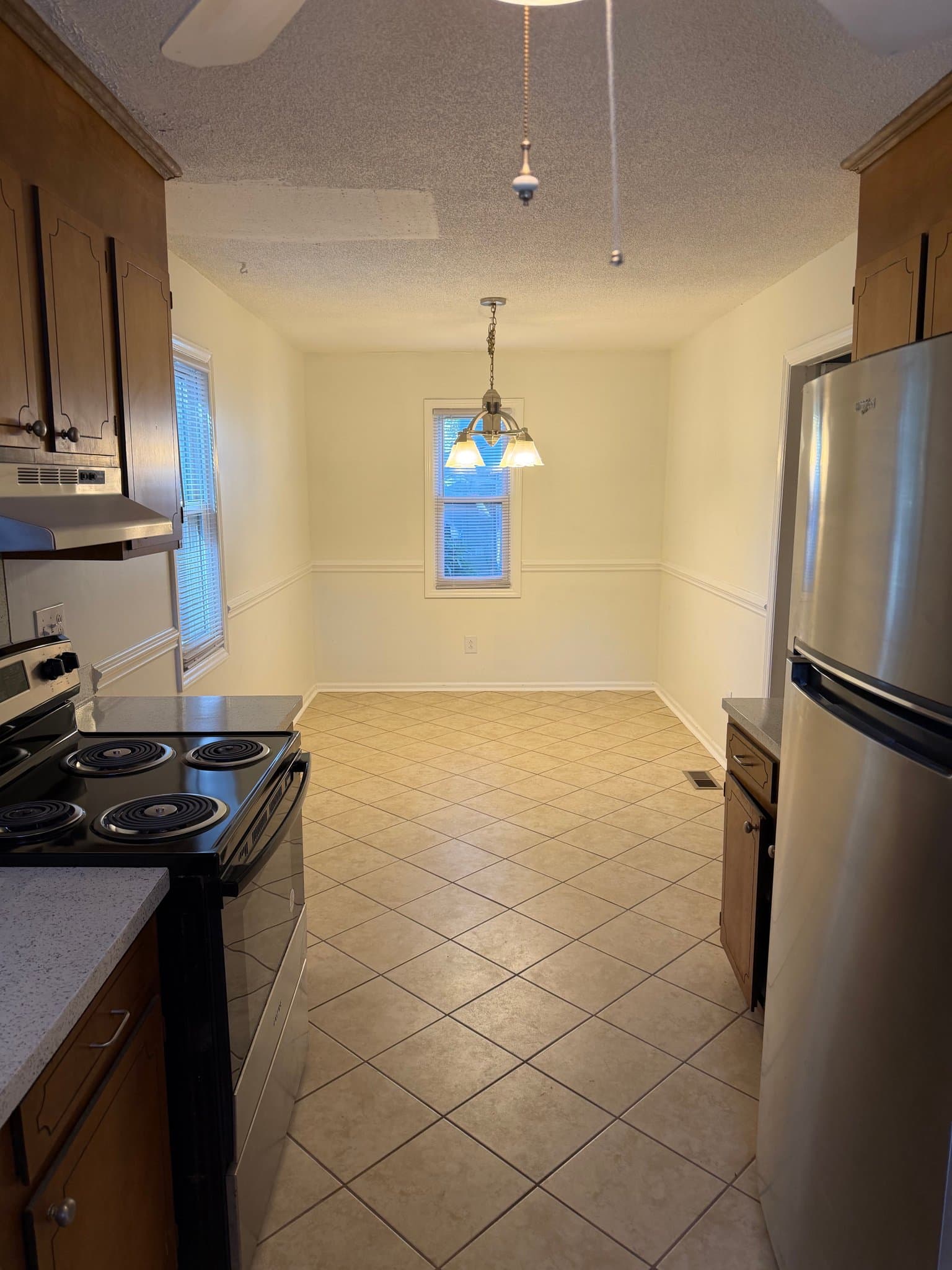 Charlotte House: 7814 Hickory Hollow Lane