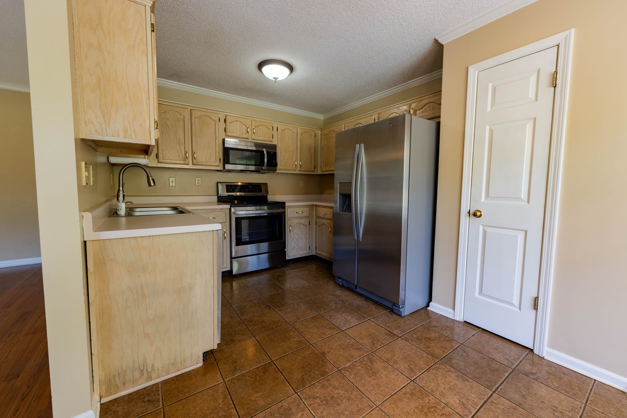 Lakeland Other: 9590 Daly Dr
