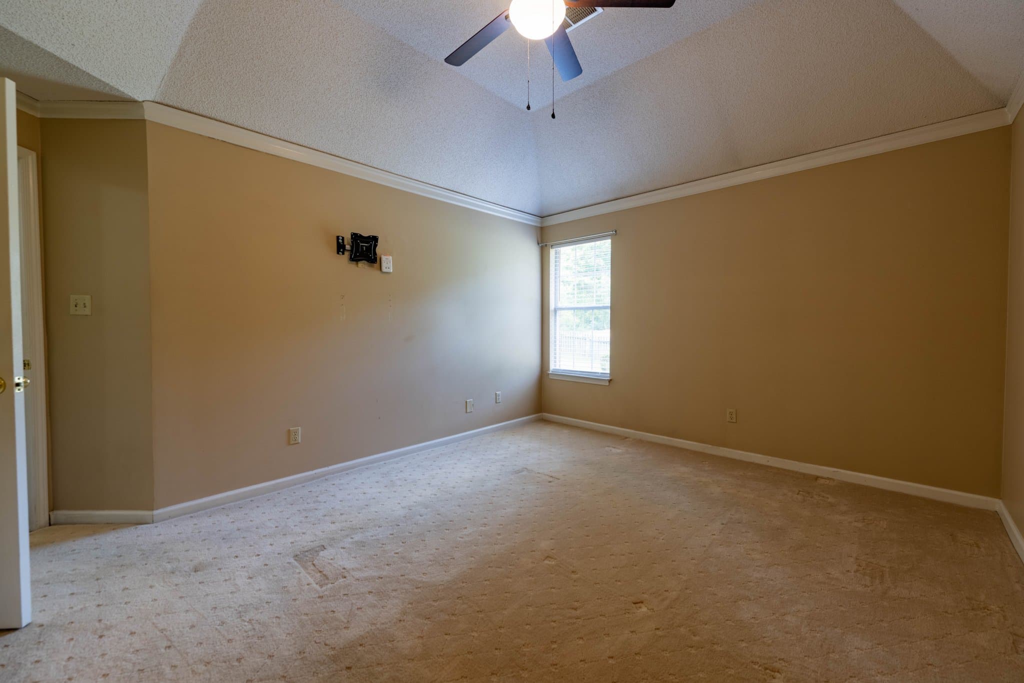 Lakeland Other: 9590 Daly Dr