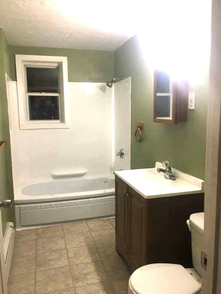 Worcester Apartment: 48 Plantation St.