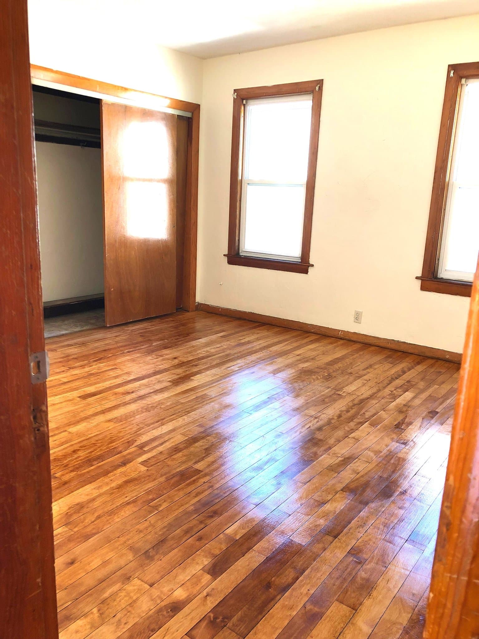 Worcester Apartment: 48 Plantation St.