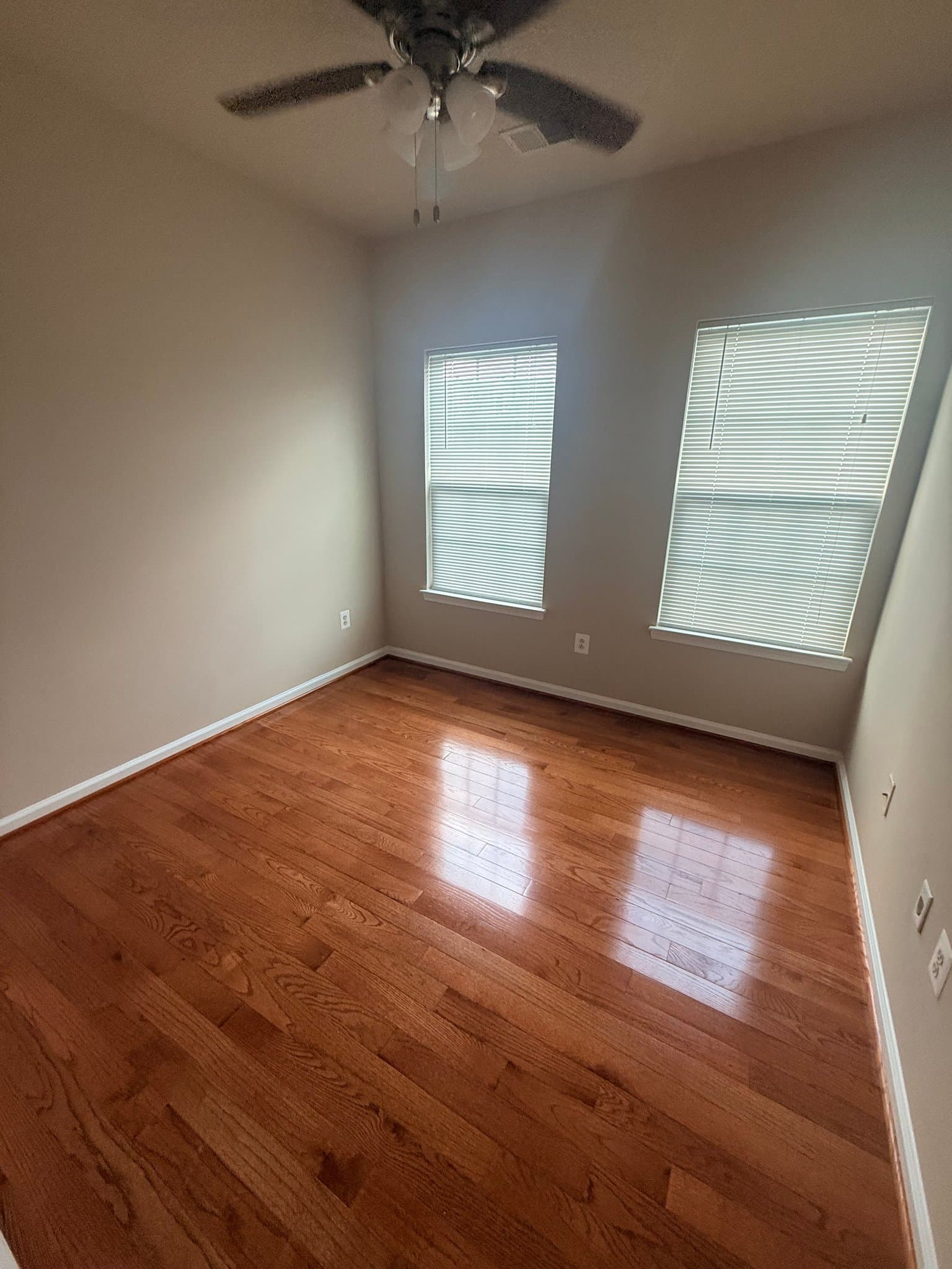 Capitol Heights Single Room: 6308 Santo Pl