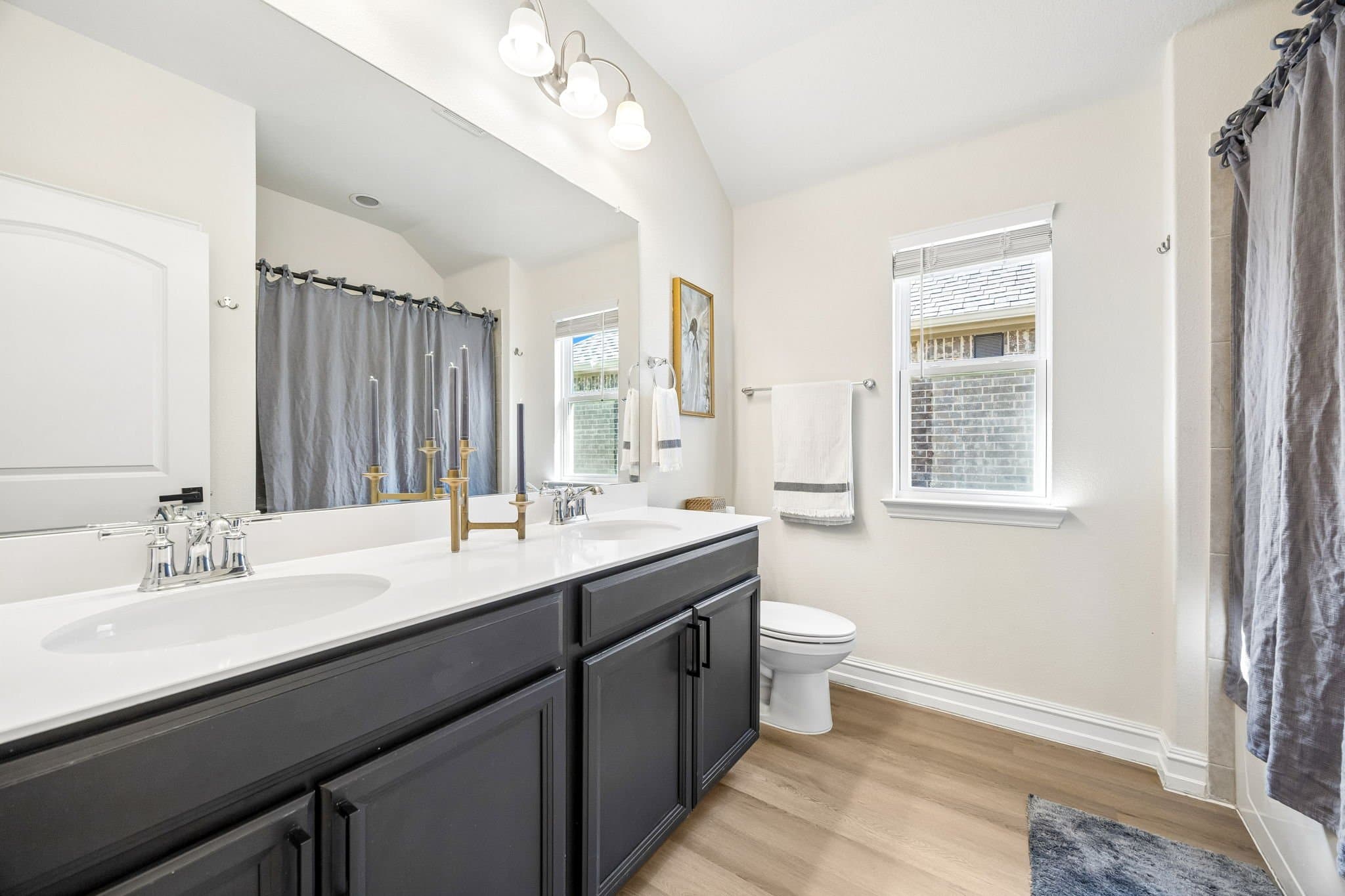 Haslet House: 929 Crest Breeze Dr