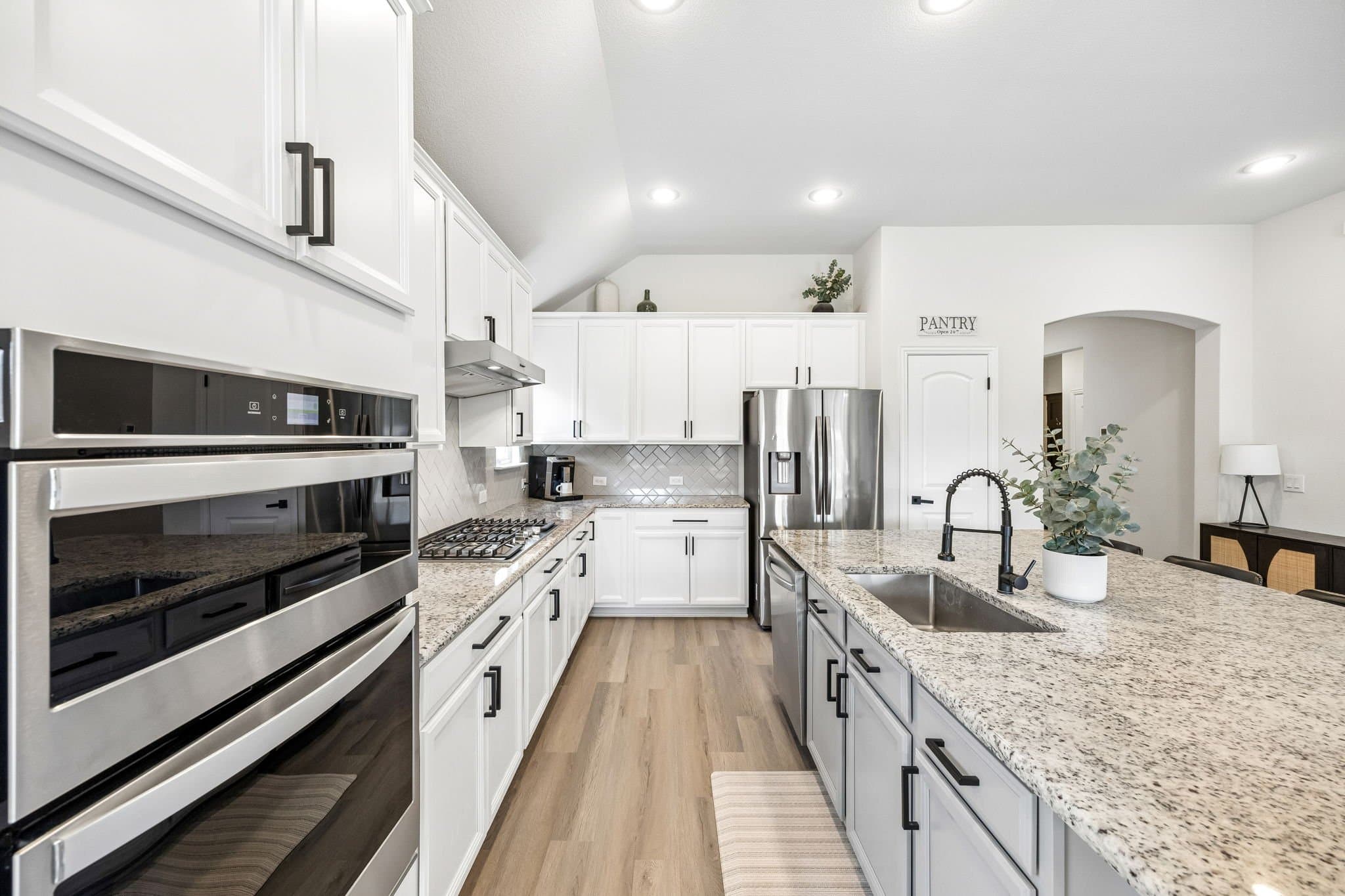 Haslet House: 929 Crest Breeze Dr