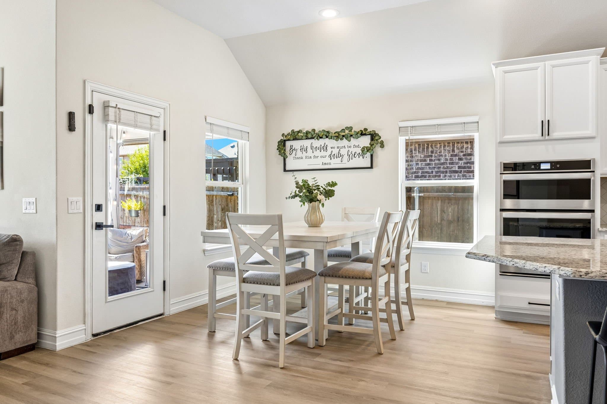 Haslet House: 929 Crest Breeze Dr
