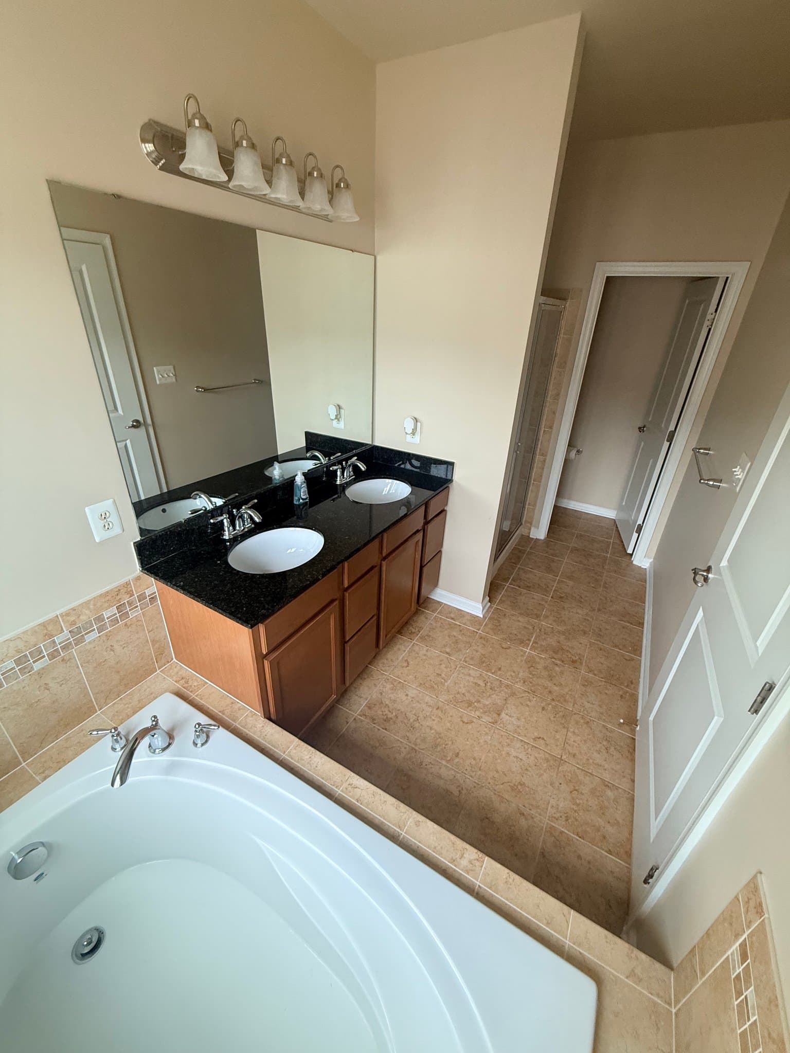 Capitol Heights Single Room: 6308 Santo Pl