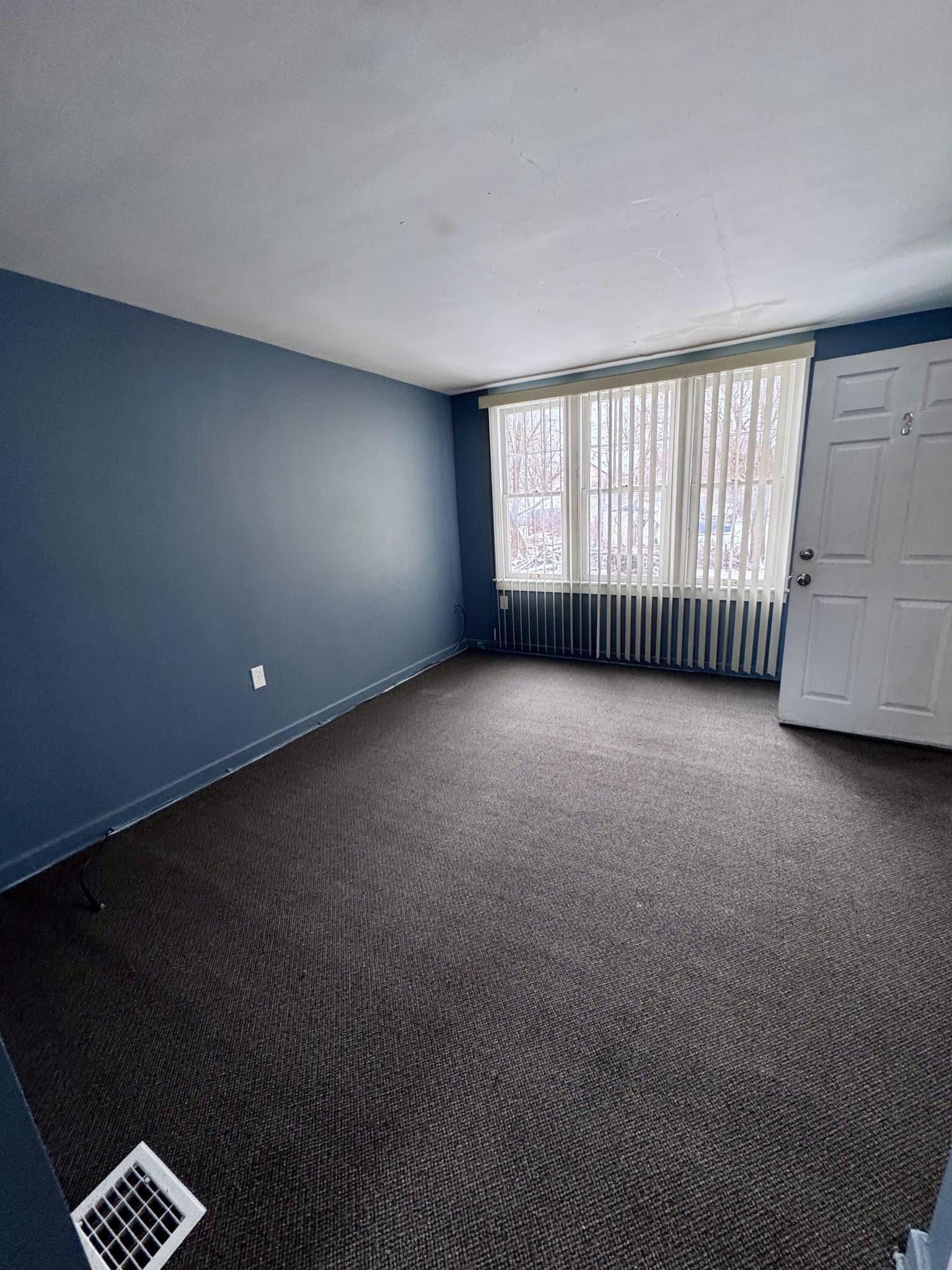 Lansing Multiplex: 1023 S Pennsylvania
