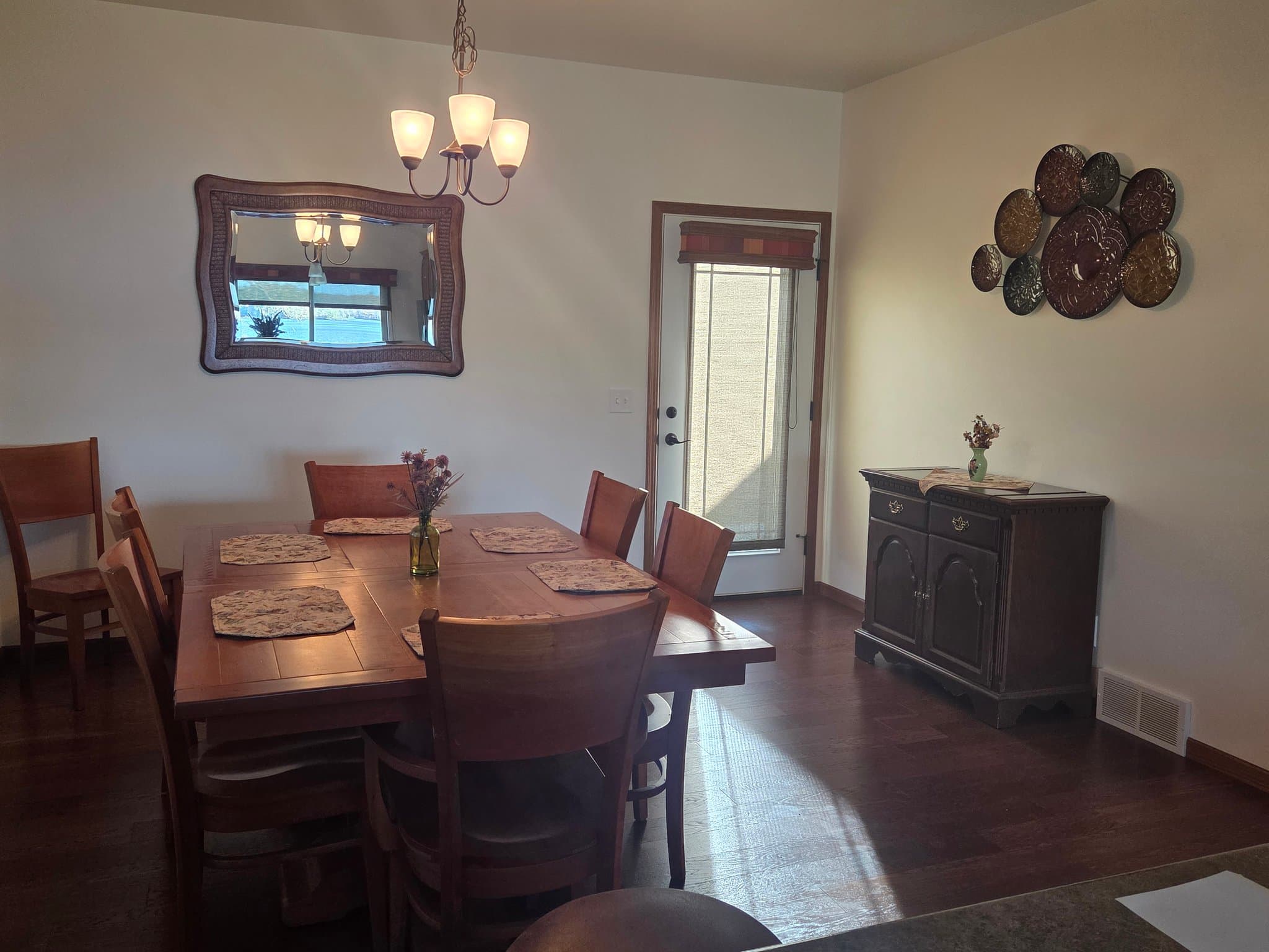 Rhinelander House: 505 Lake Shore Dr