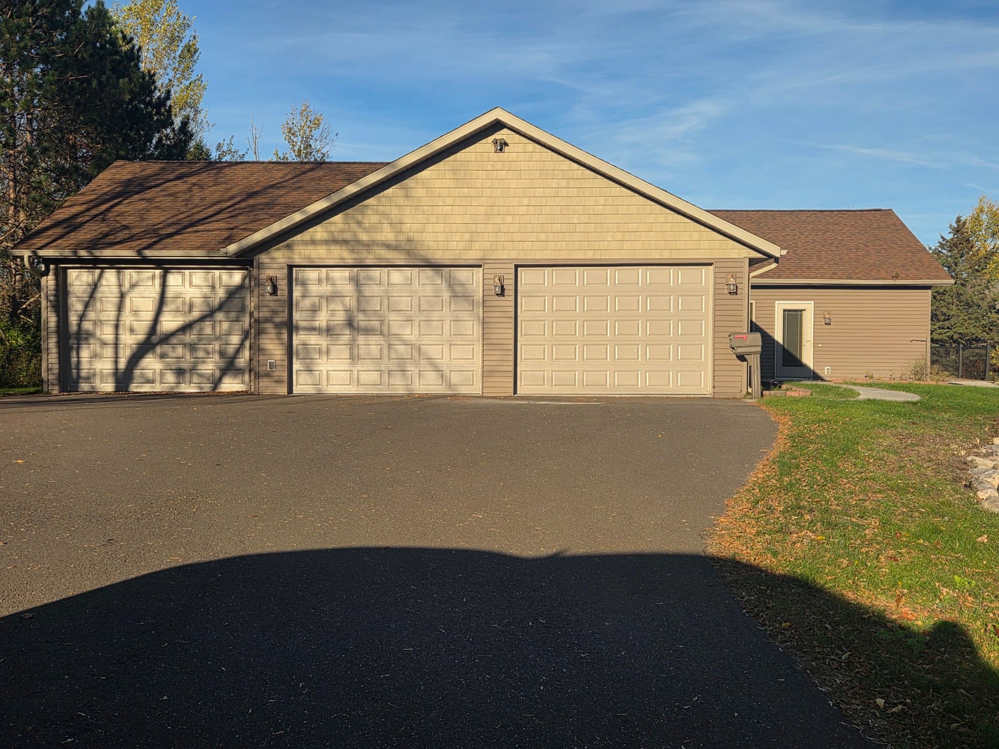 Rhinelander House: 505 Lake Shore Dr