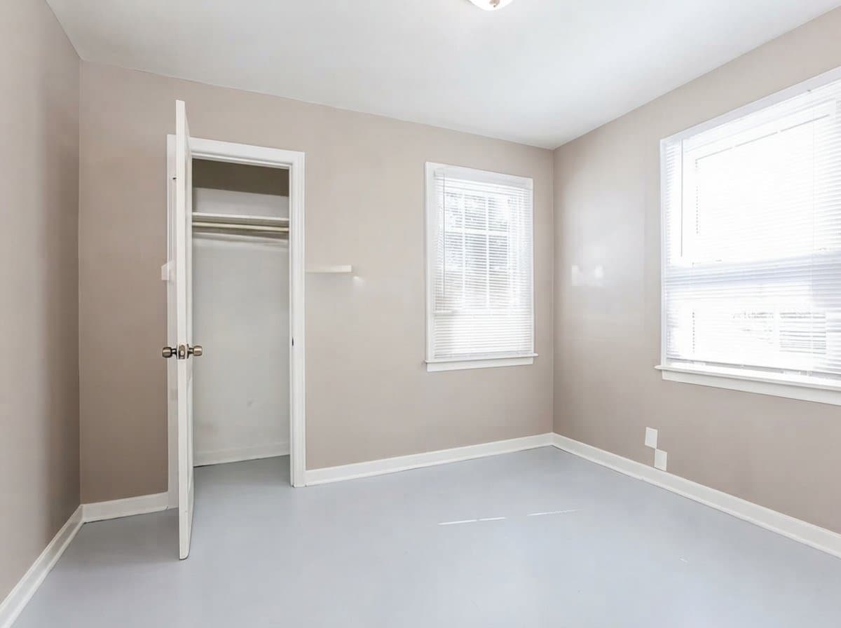 Little Rock House: 1802 Pinewood Dr