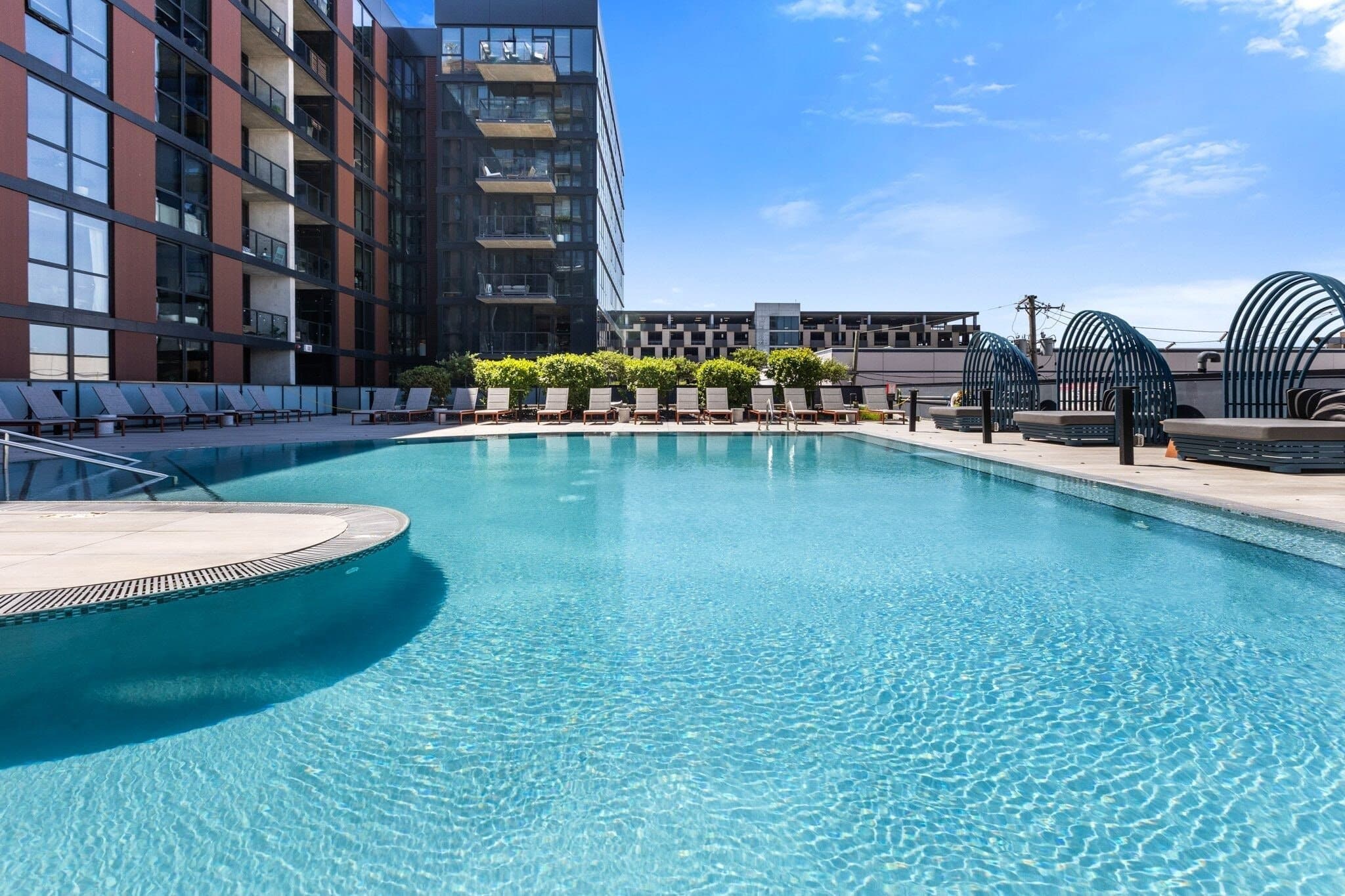 Chicago Condo: 150 N Ada St