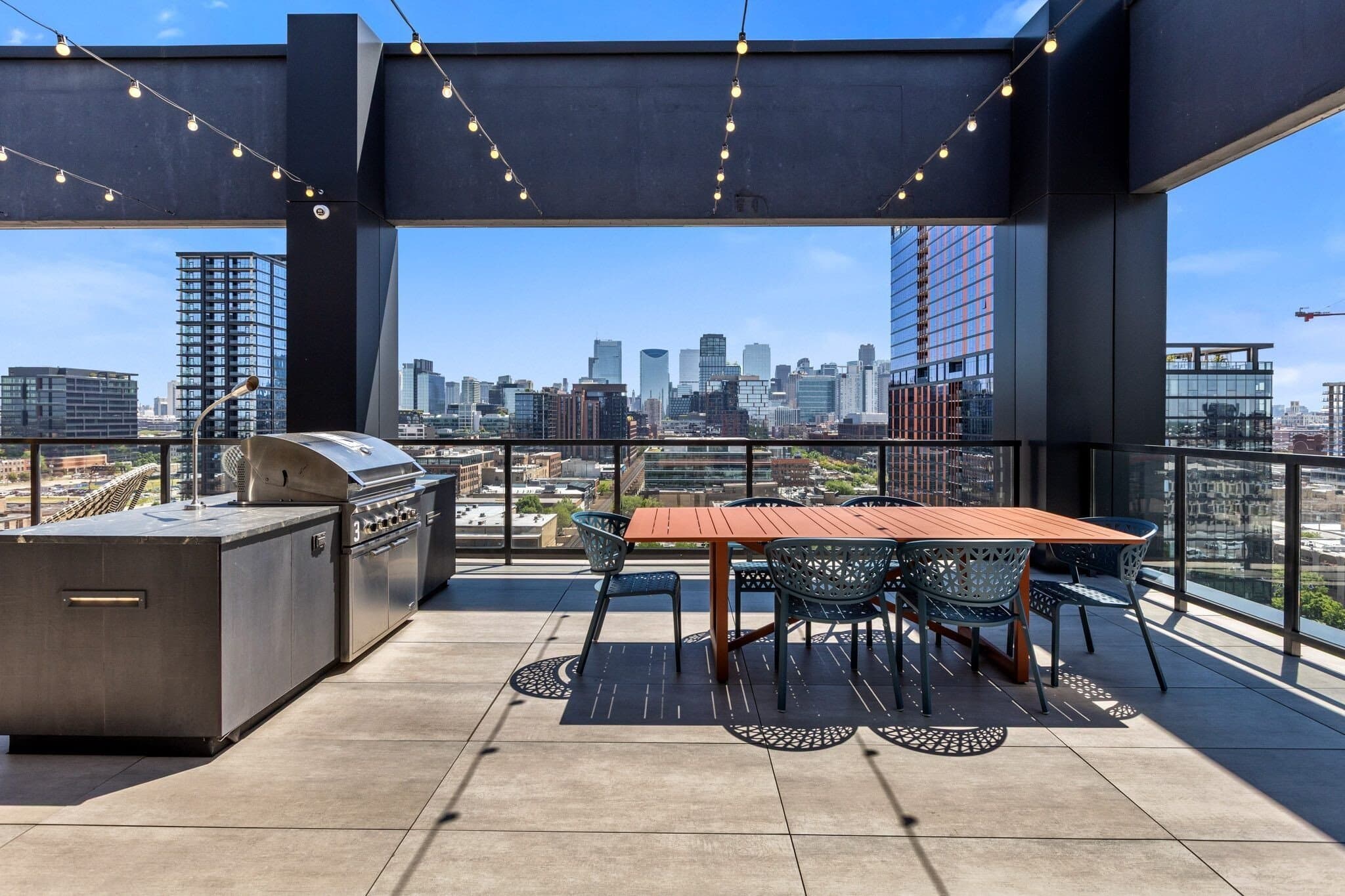 Chicago Condo: 150 N Ada St