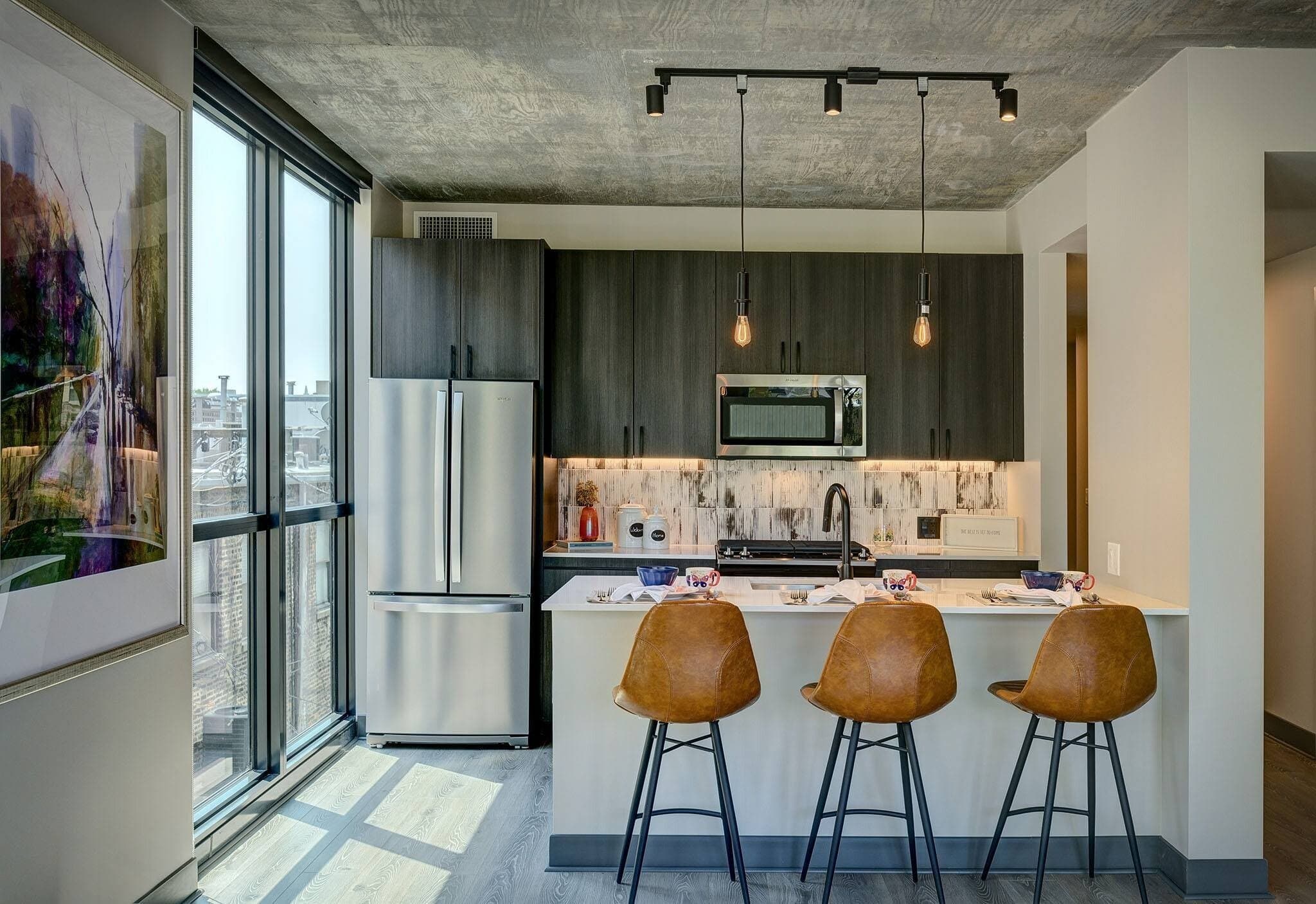 Chicago Condo: 150 N Ada St
