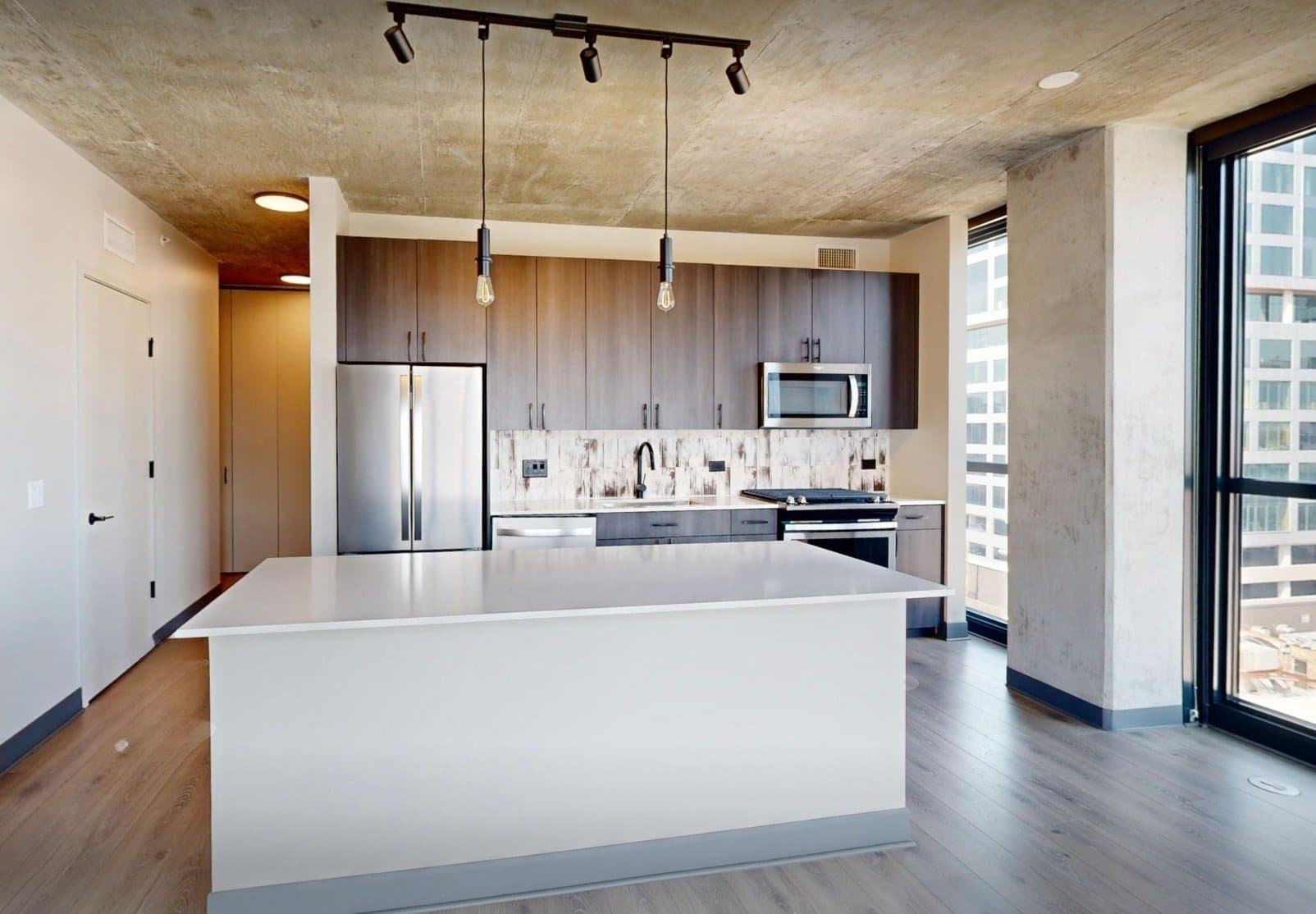 Chicago Condo: 150 N Ada St