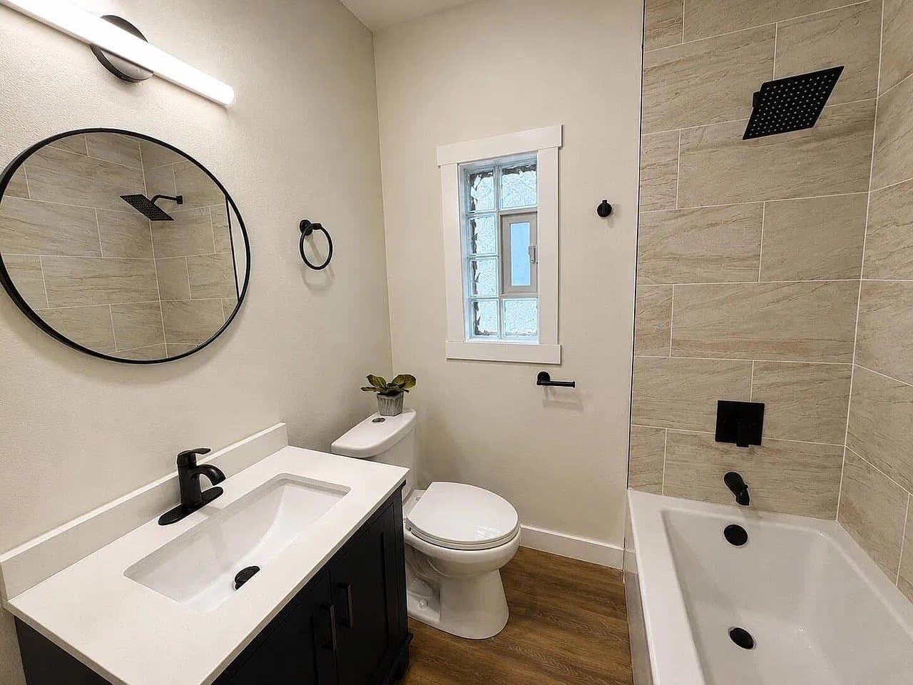 Milwaukee House: 335 N 41st St