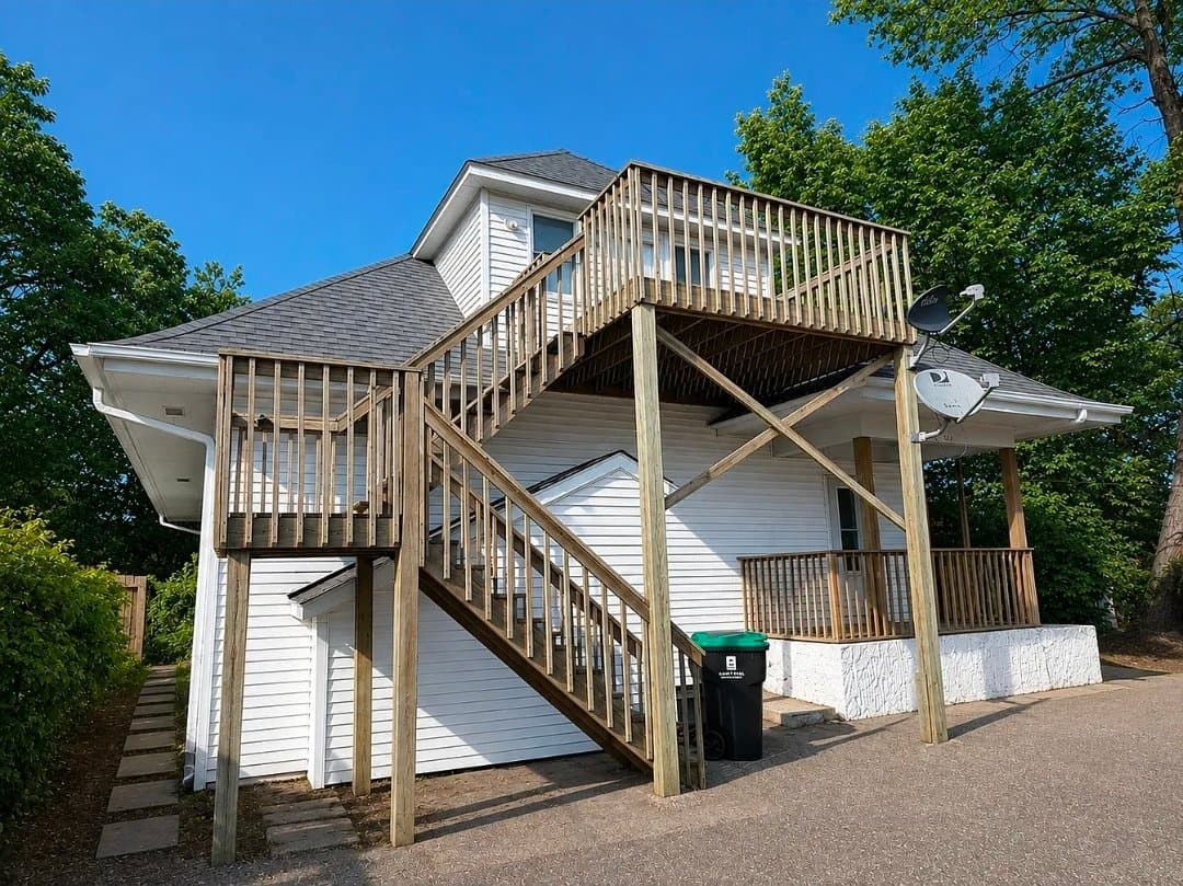 Saint Paul Multiplex: 1056 3rd Street E