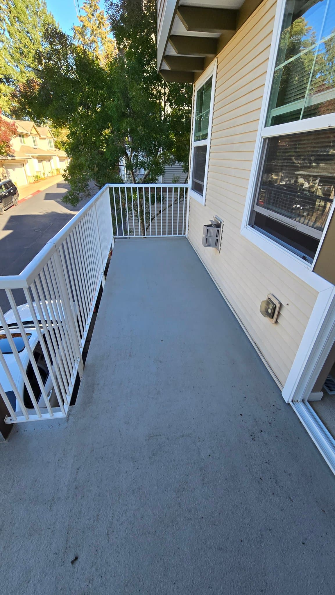 Tigard Townhome: 10727 SW Canterbury Ln