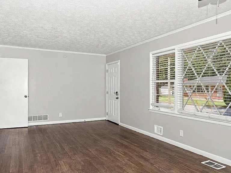 Jonesboro House: 105 Adamson Dr, Jonesboro, GA 30236