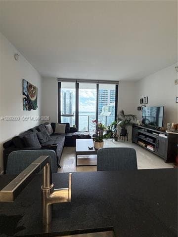 Miami Condo: 1010 Brickell Ave