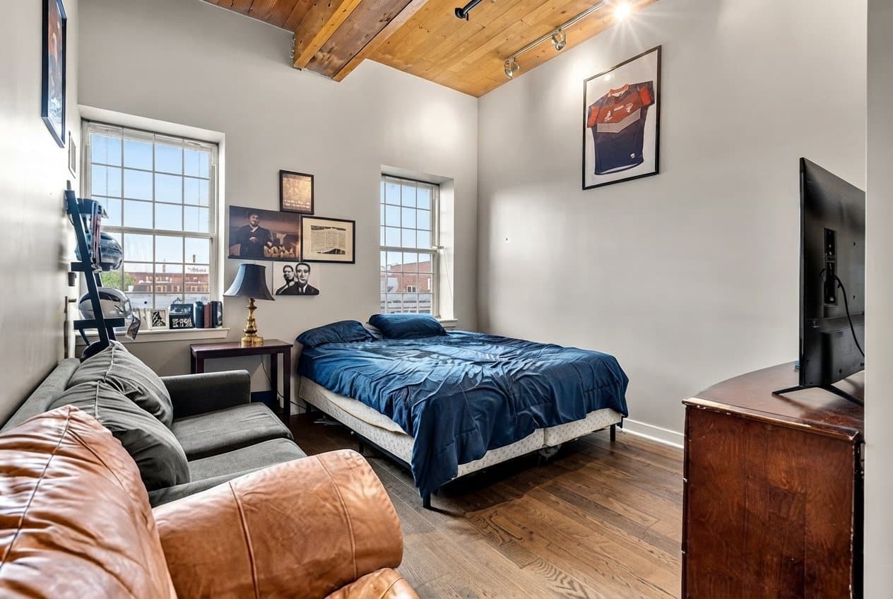 Lowell Condo: 130 John St