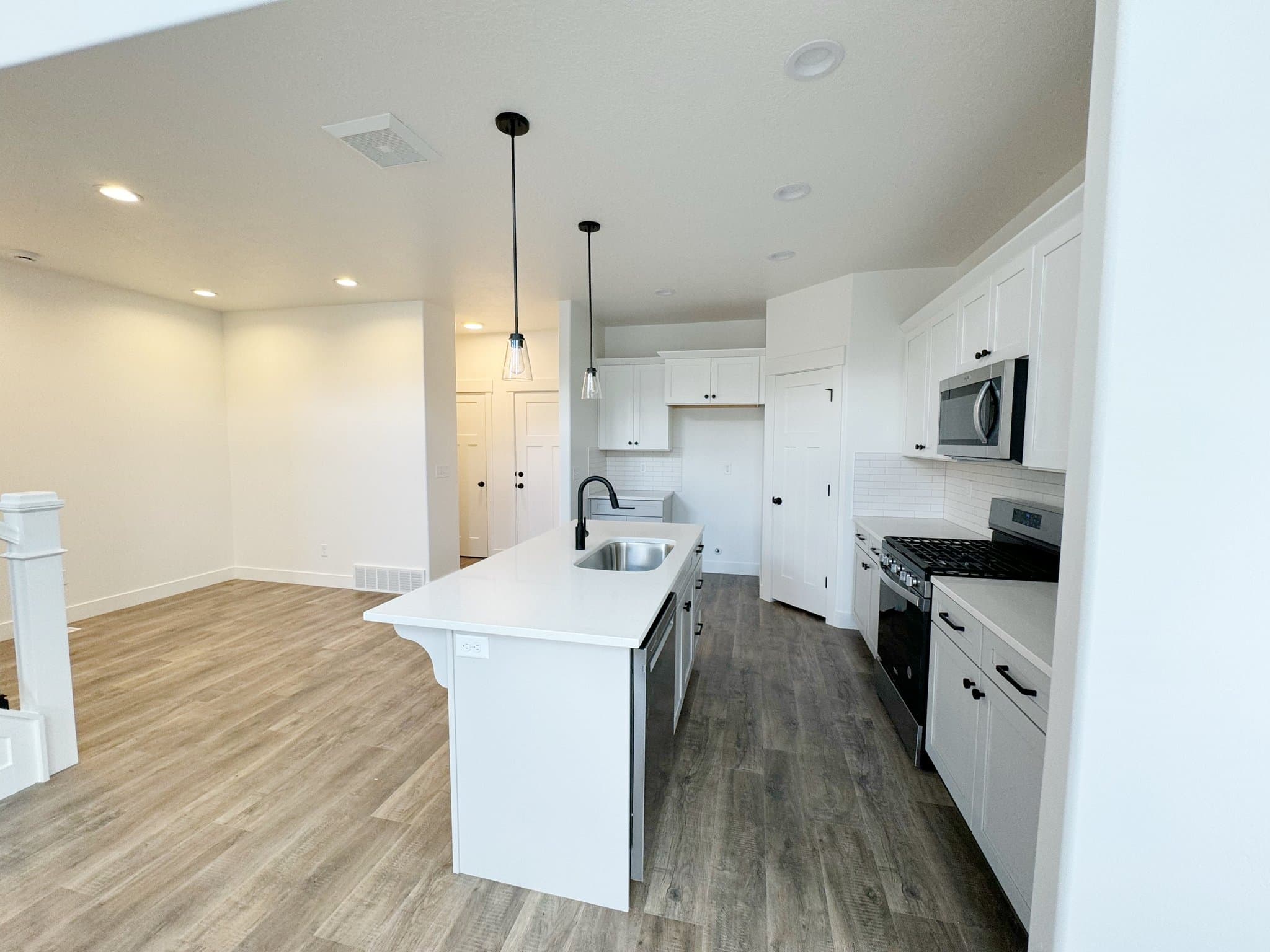 Lehi Single Room: 4090 W 1180 N