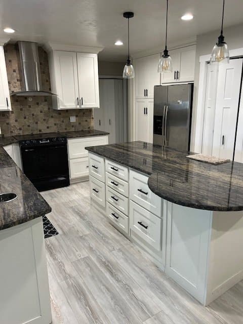 Murray House: 5824 S. Walden Ridge Drive