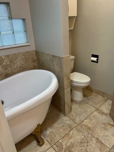 Murray House: 5824 S. Walden Ridge Drive