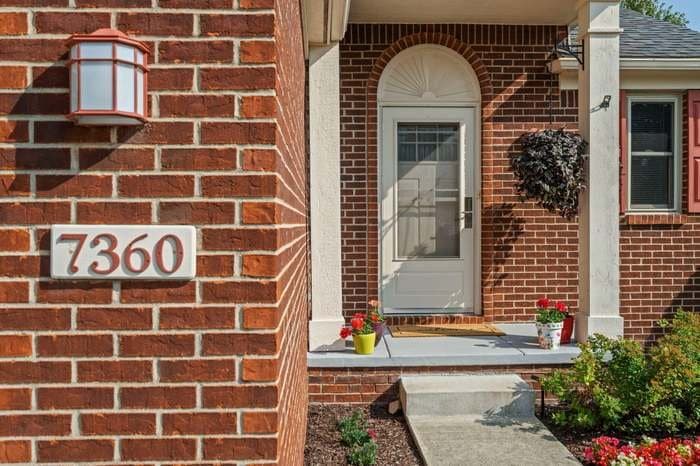 Ypsilanti House: 7360 Dover Dr