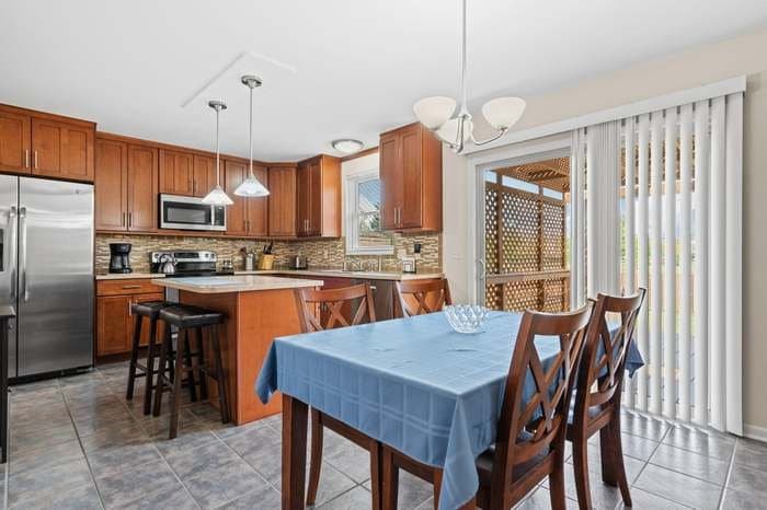 Ypsilanti House: 7360 Dover Dr