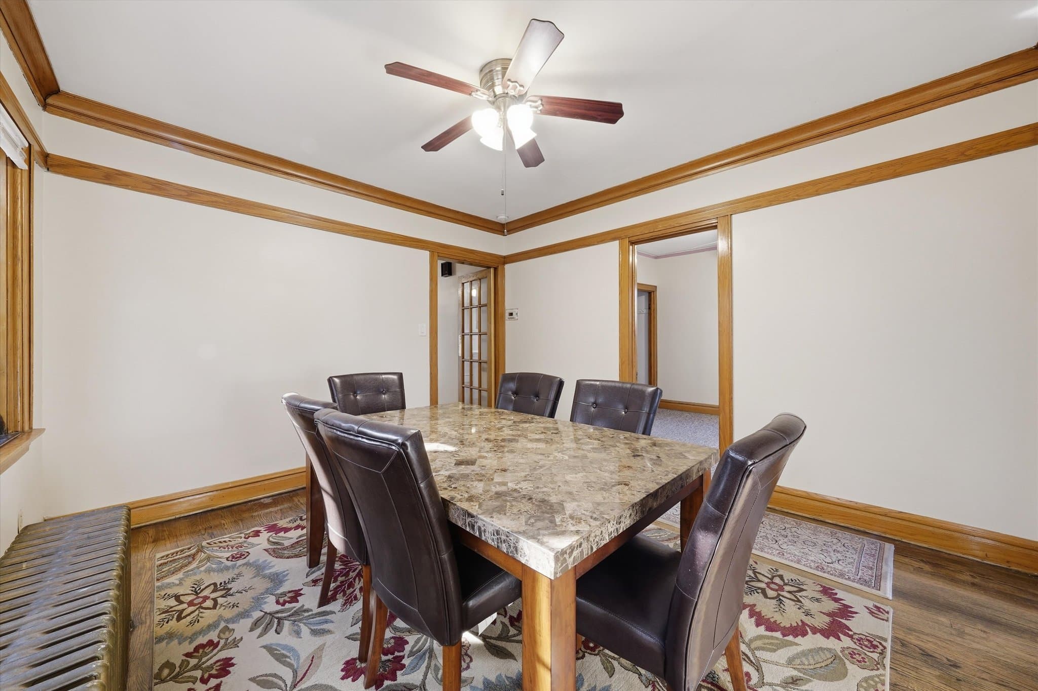 Berwyn Condo: 1826 Elmwood Ave