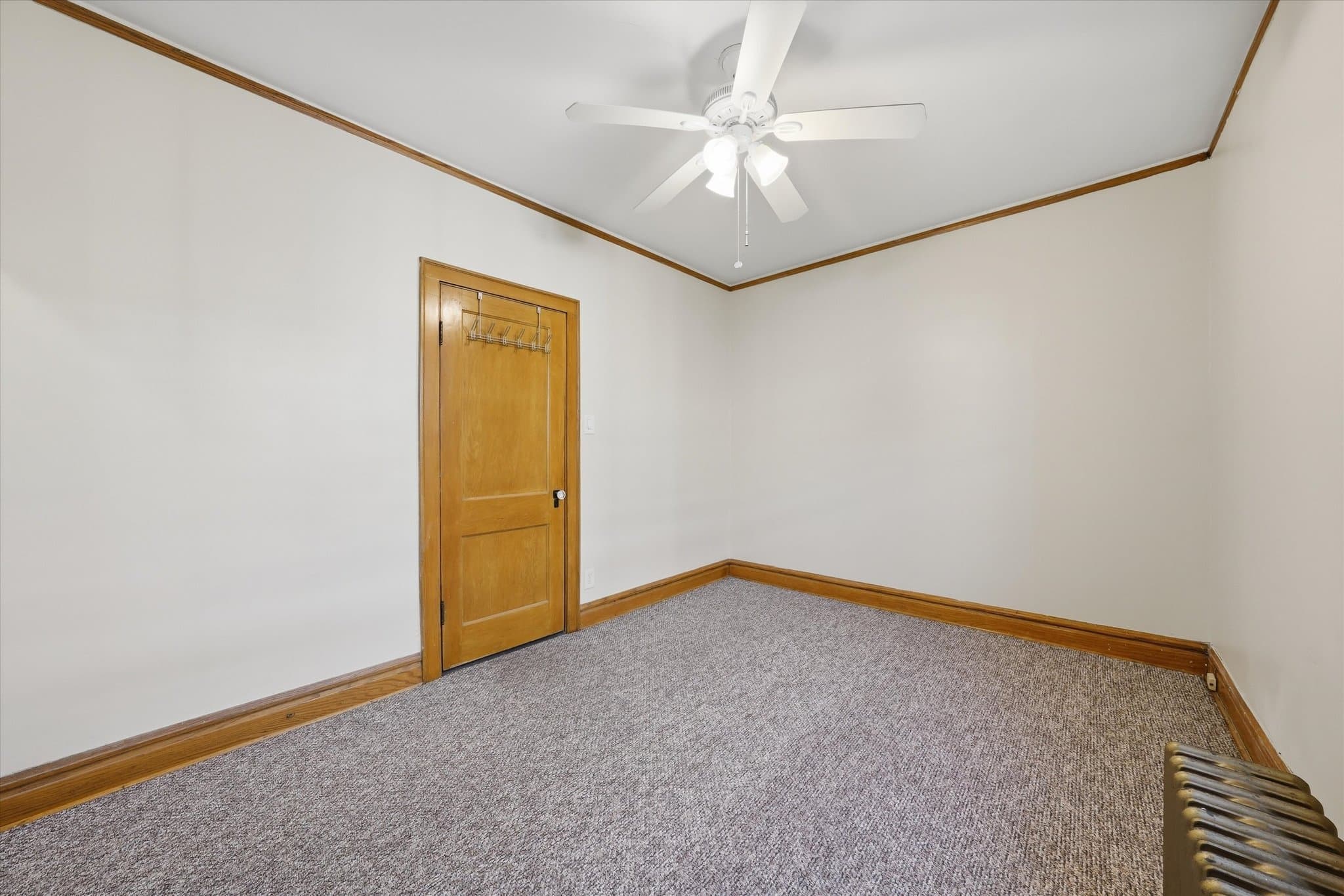 Berwyn Condo: 1826 Elmwood Ave