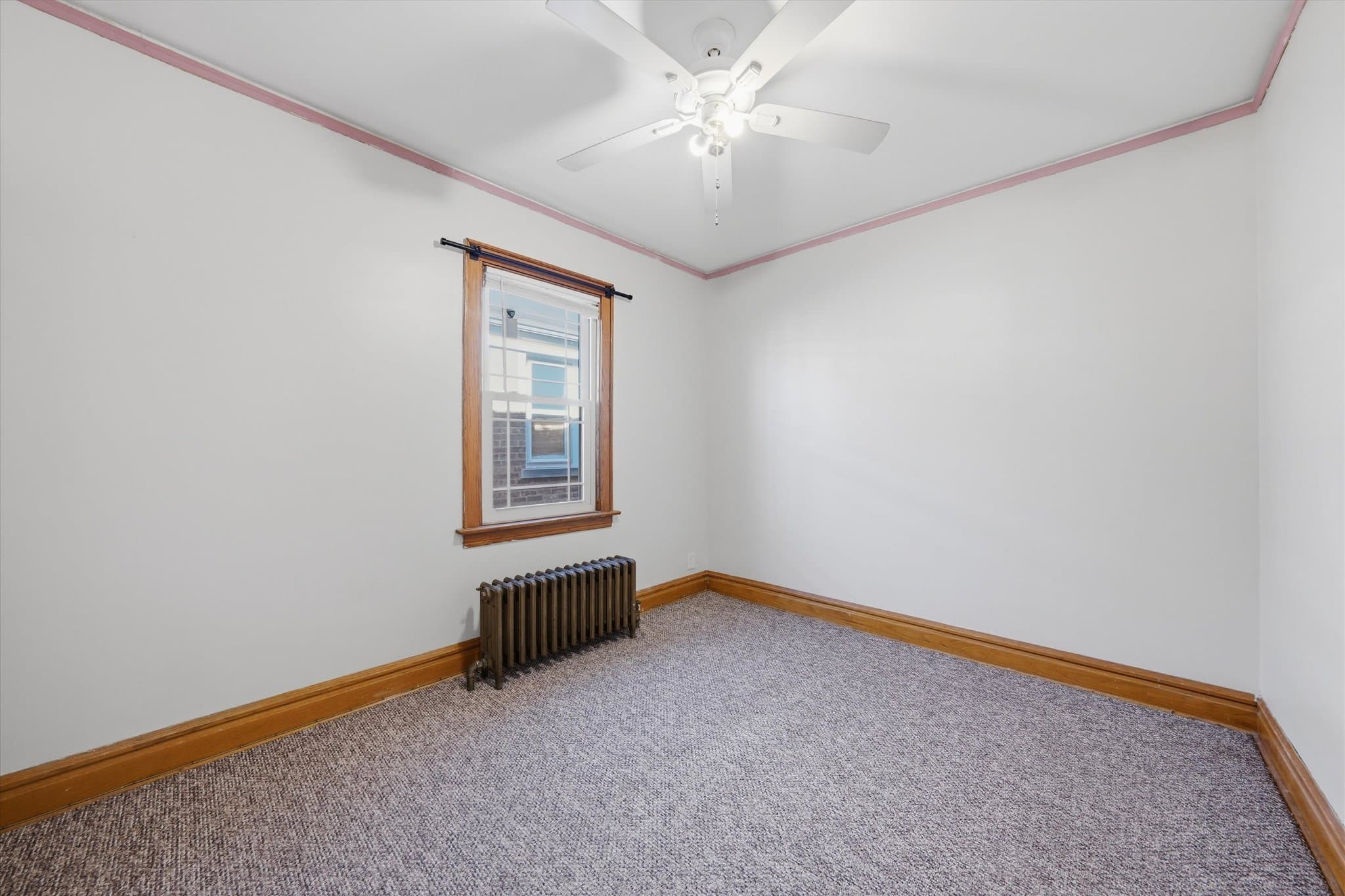 Berwyn Condo: 1826 Elmwood Ave