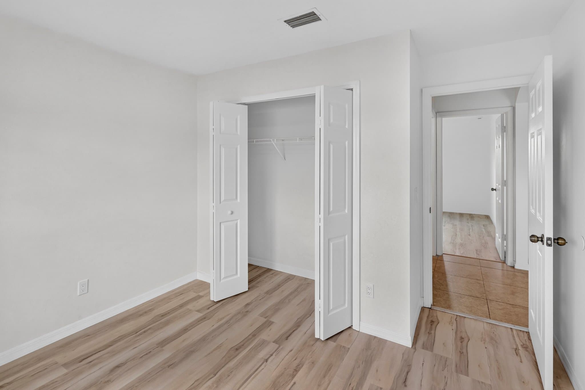 Cape Coral House: 1632 SW 18th St