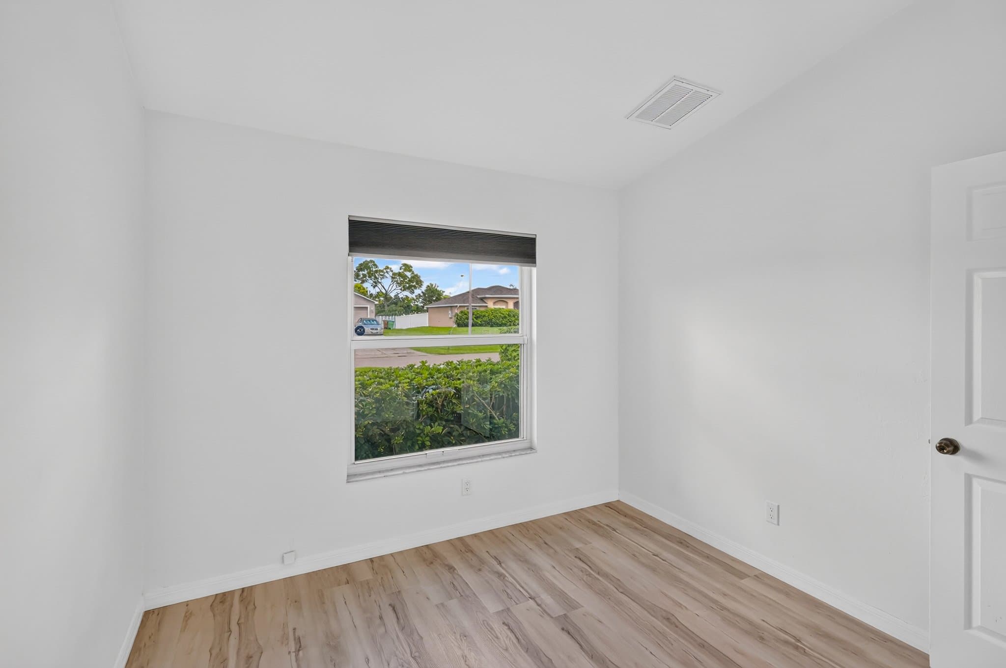 Cape Coral House: 1632 SW 18th St