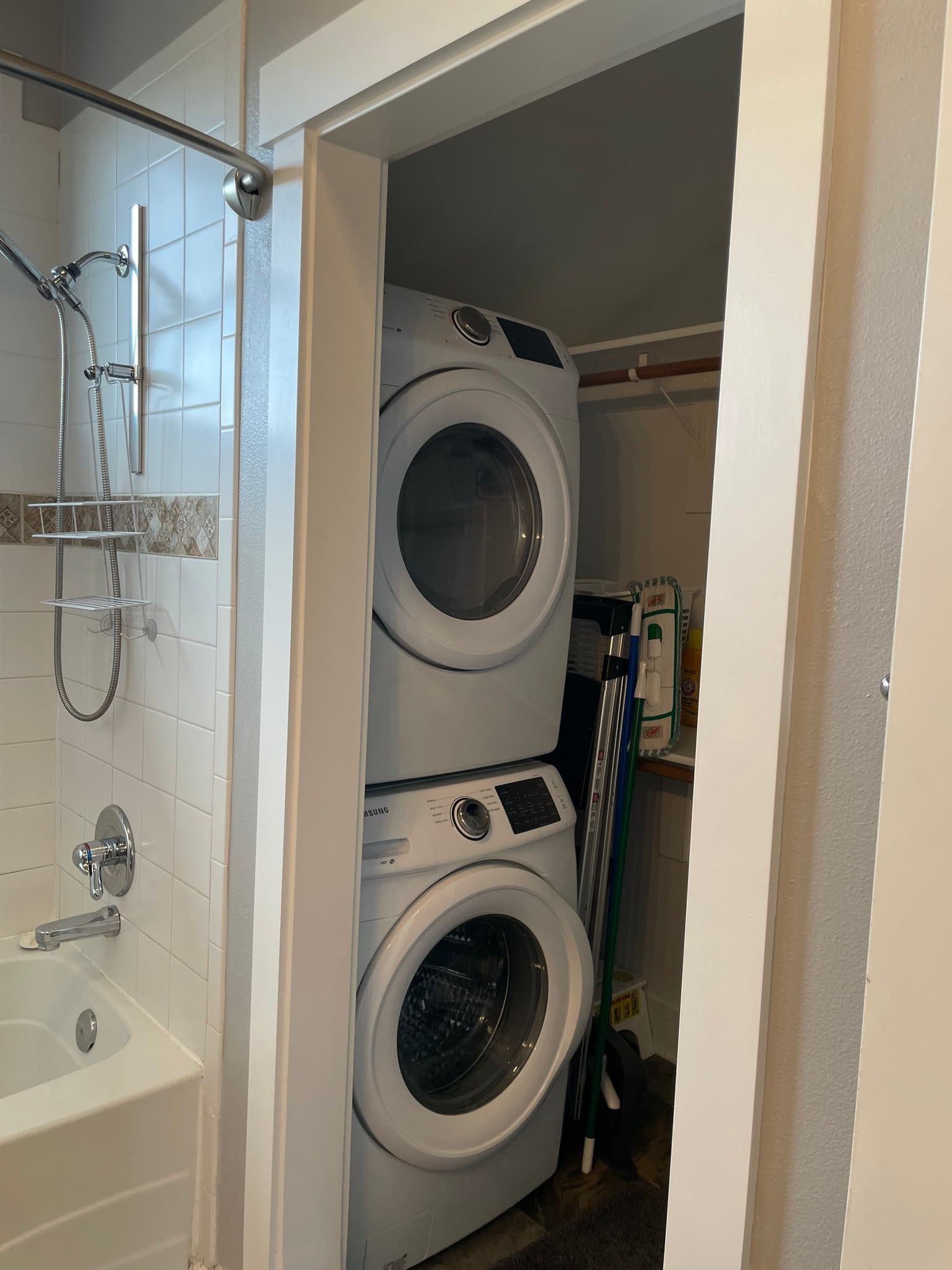 Fort Collins Apartment: 415 Mason Court
