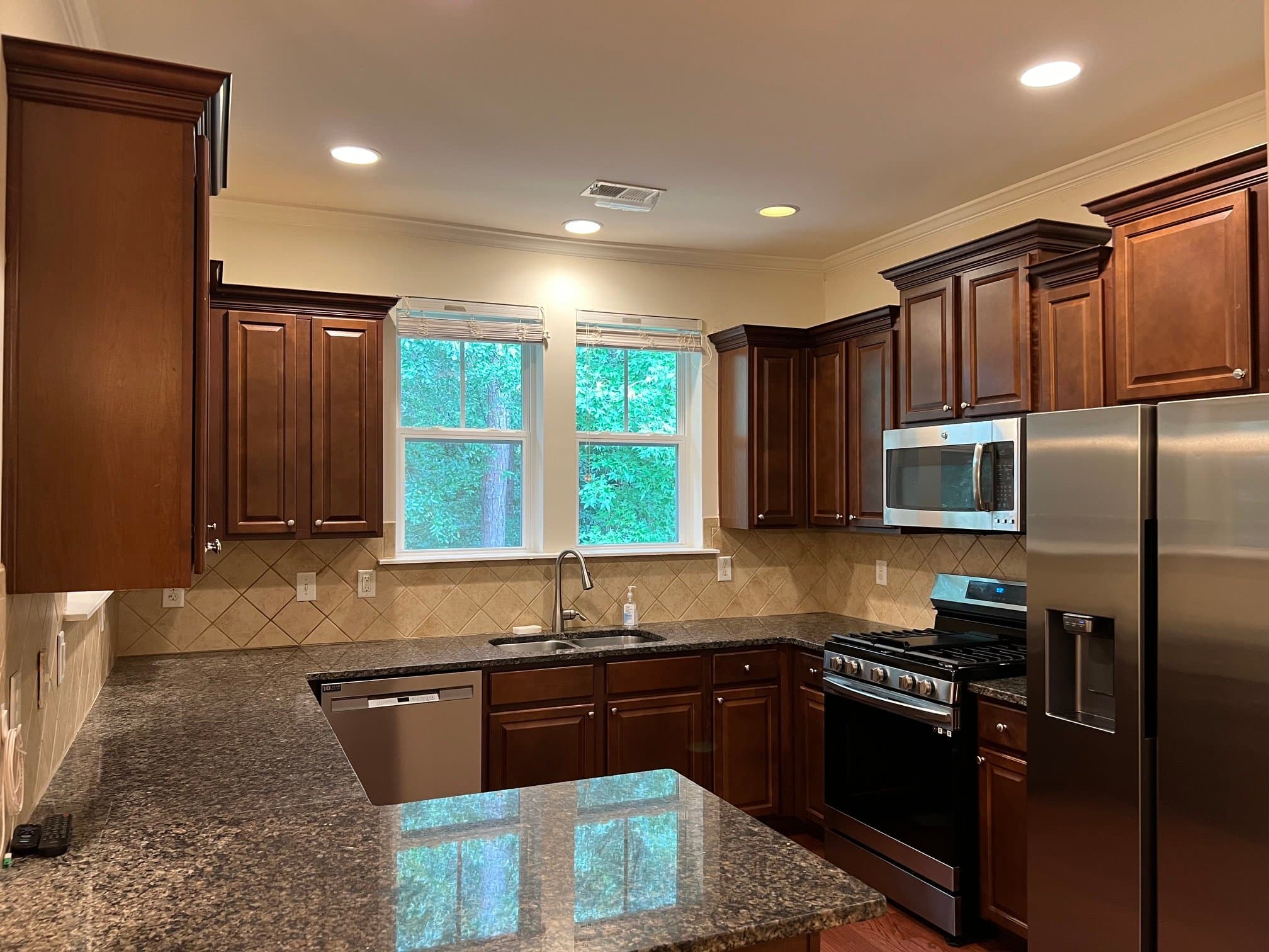 Mount Pleasant Townhome: 1263 Dingle Rd