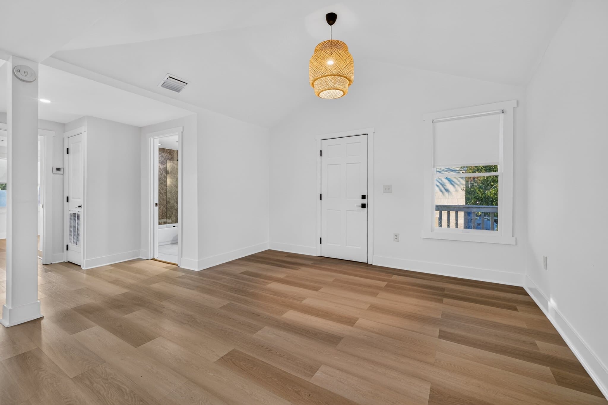 SAINT PETERSBURG Single Room: 326 6th Ave North