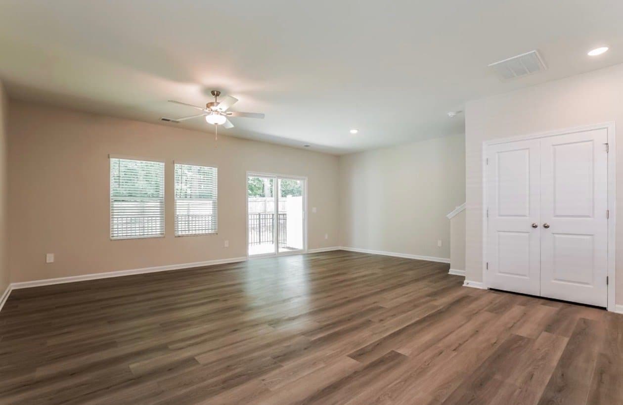 Knightdale Townhome: 935 Greenville Way