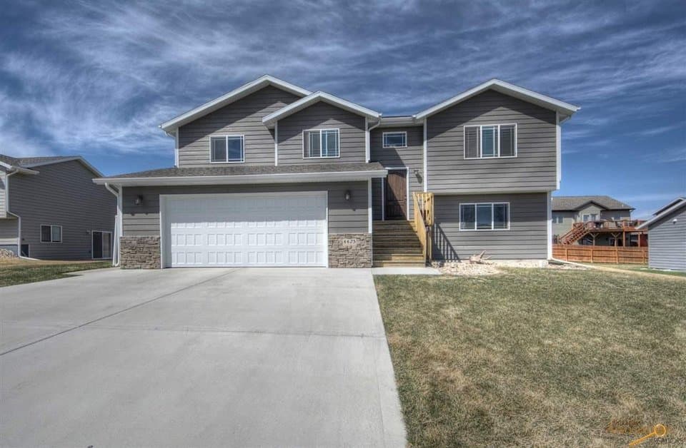 Rapid City House: 4425 Duckhorn St