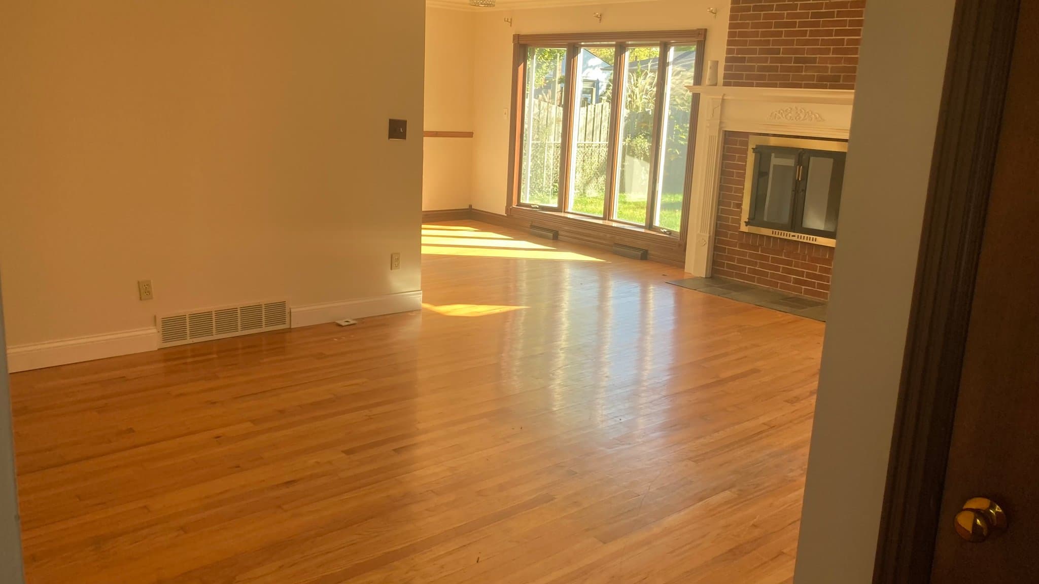 Columbus House: 2401 Bristol Rd