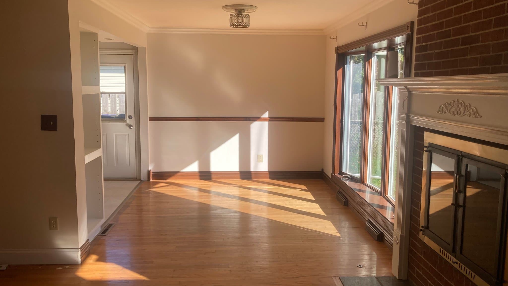 Columbus House: 2401 Bristol Rd