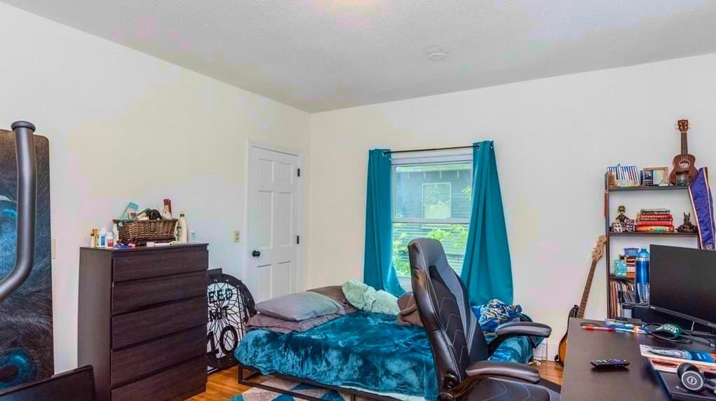 Boston Condo: 21 Kinross Rd.