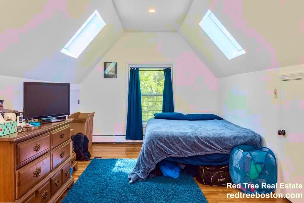 Boston Condo: 21 Kinross Rd.