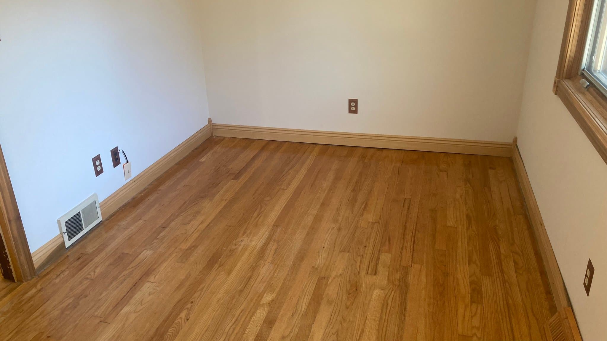 Columbus House: 2401 Bristol Rd