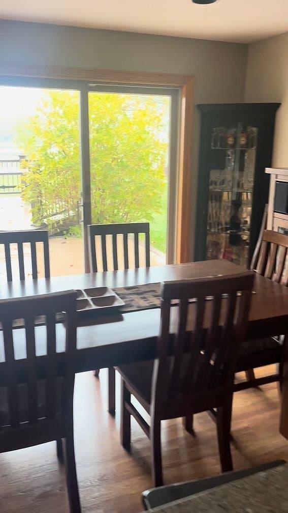Pewaukee House: N28w27586 Peninsula Dr