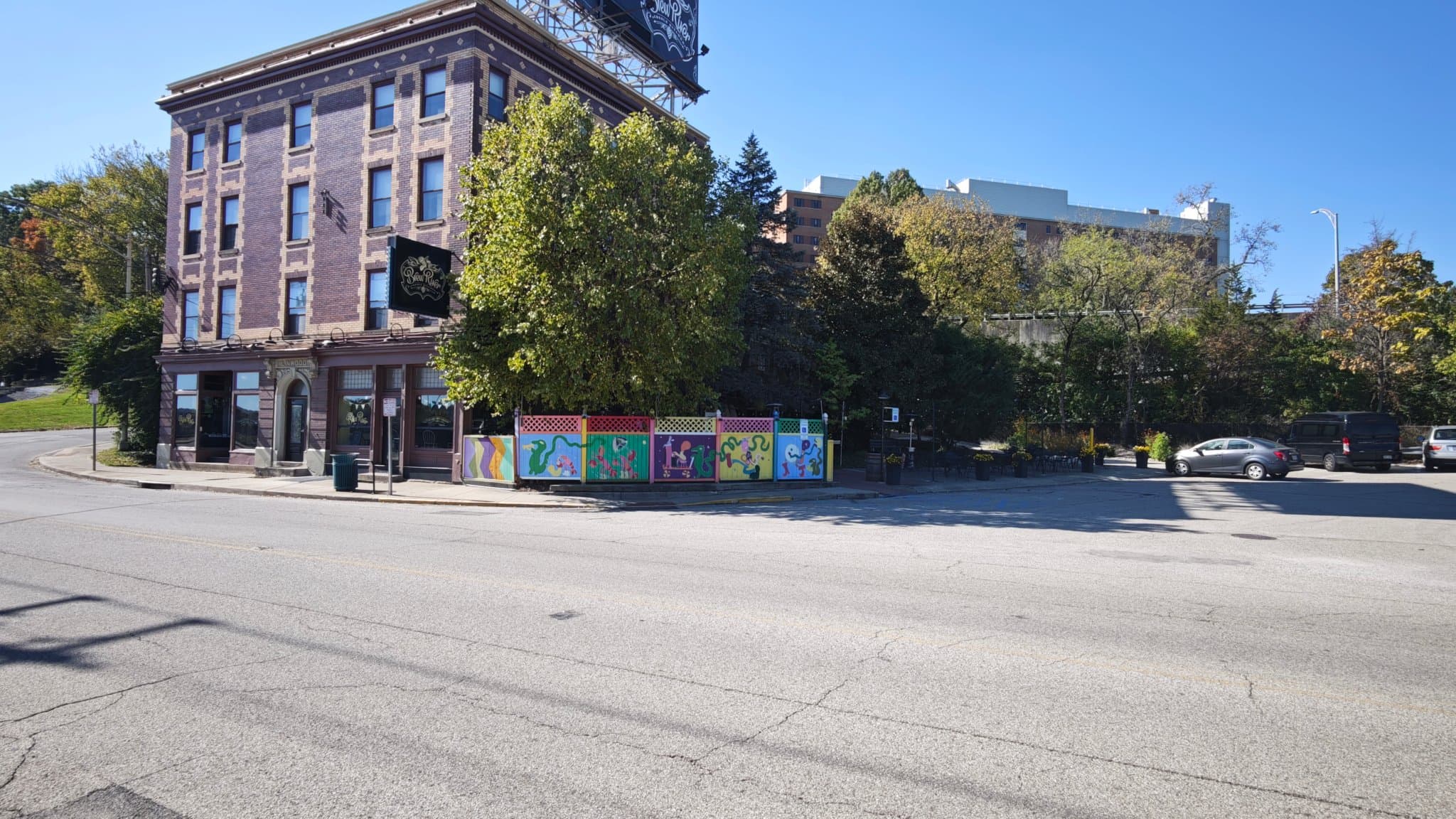Cincinnati Apartment: 4632 Eastern Ave