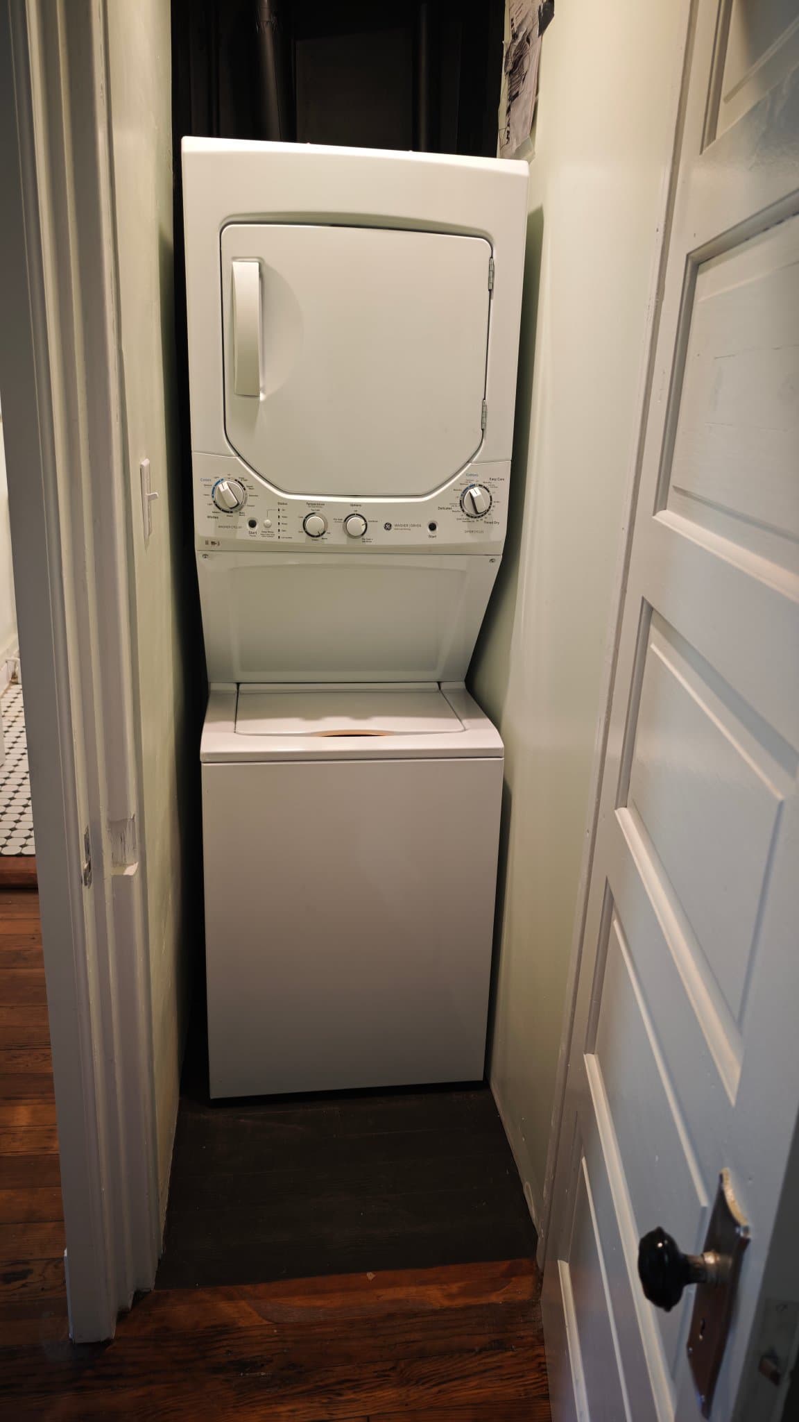 Cincinnati Apartment: 4632 Eastern Ave