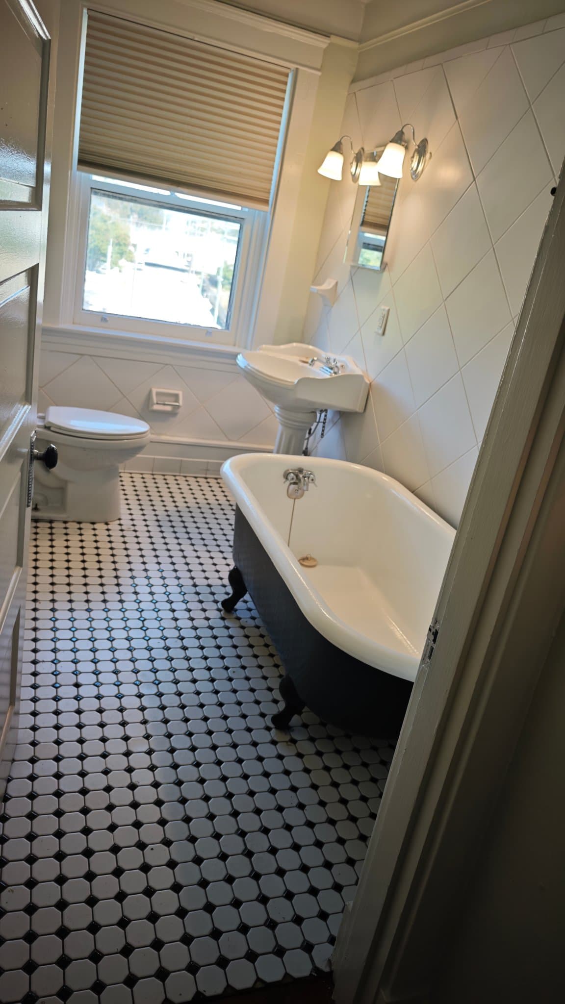 Cincinnati Apartment: 4632 Eastern Ave