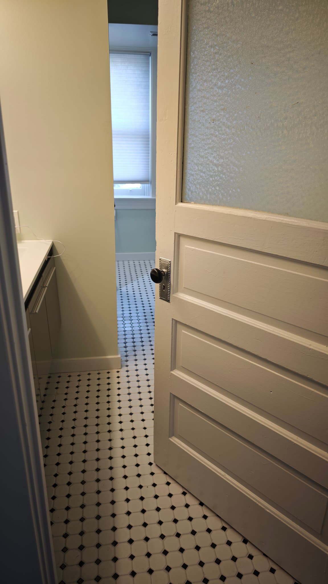 Cincinnati Apartment: 4632 Eastern Ave