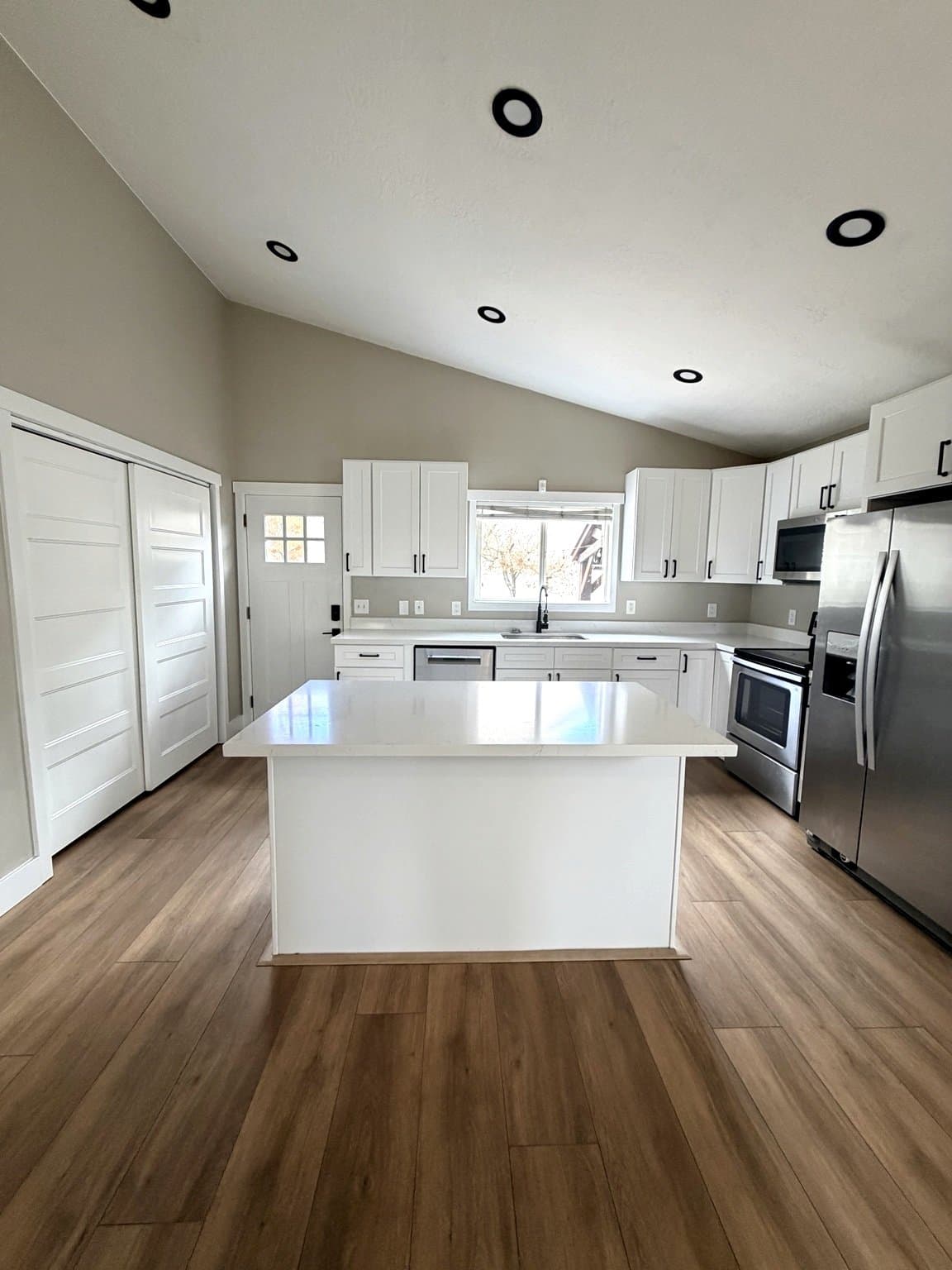 Draper House: 11859 S Preamble Rd